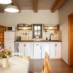 Apartmán Selský Dvůr- A Keramická Dílna Kájov